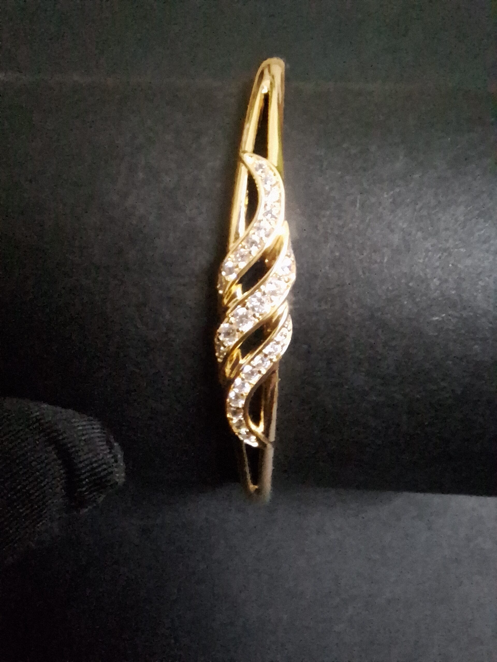 Zircon Twisted Style Bangle - Image 1
